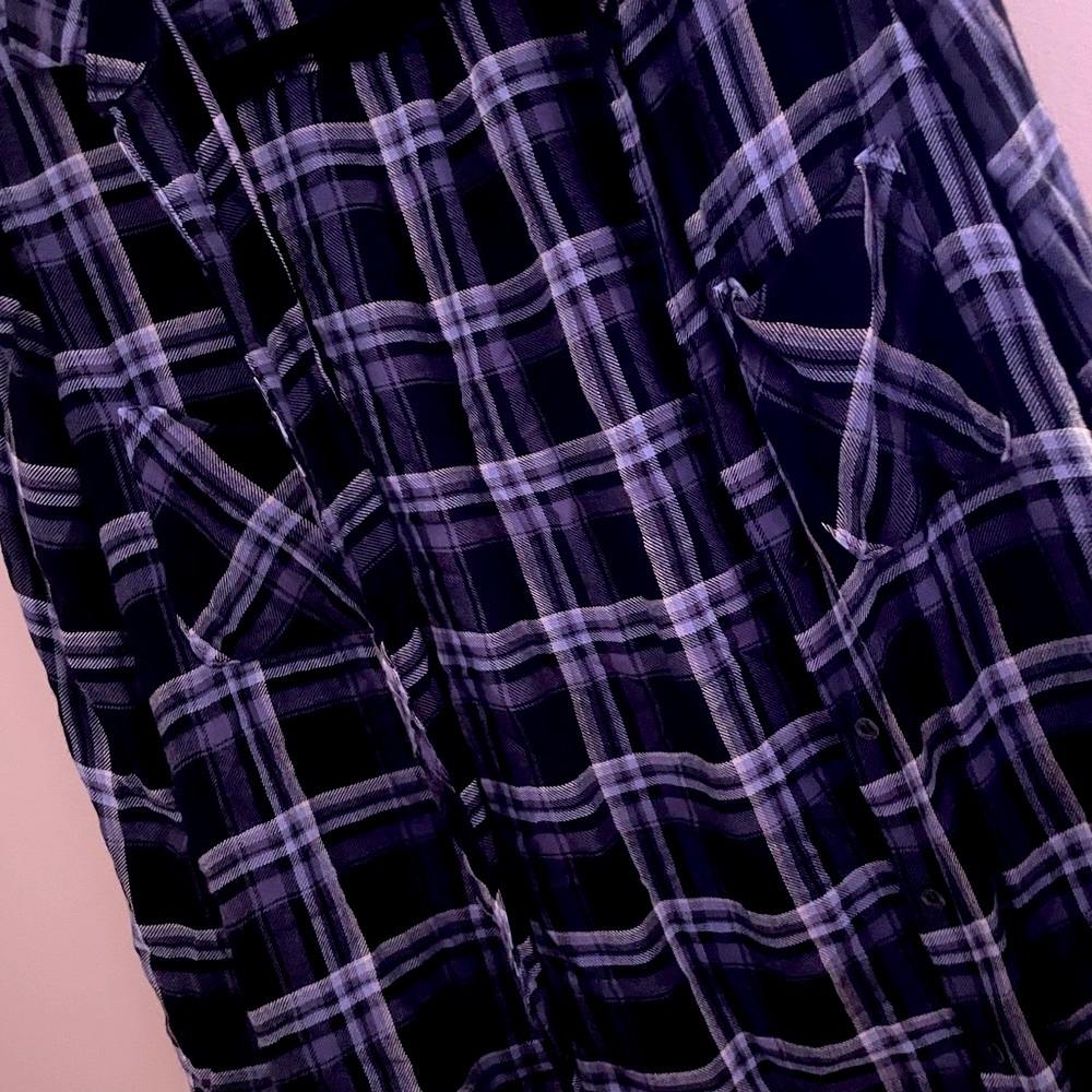 Bella Dahl women’s Plaid Button-Up Shirt